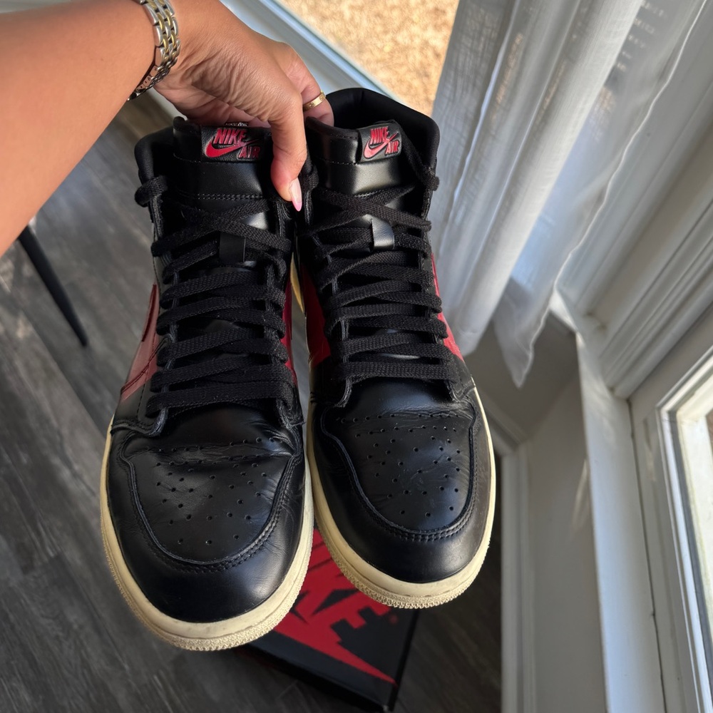Jordan 1 retro high OG Defiant black red 11 - Picture 3 of 6